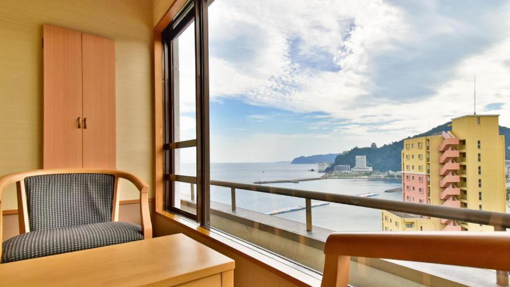 Tsukino Sumika Atami Juraku Hotel エクステリア 写真