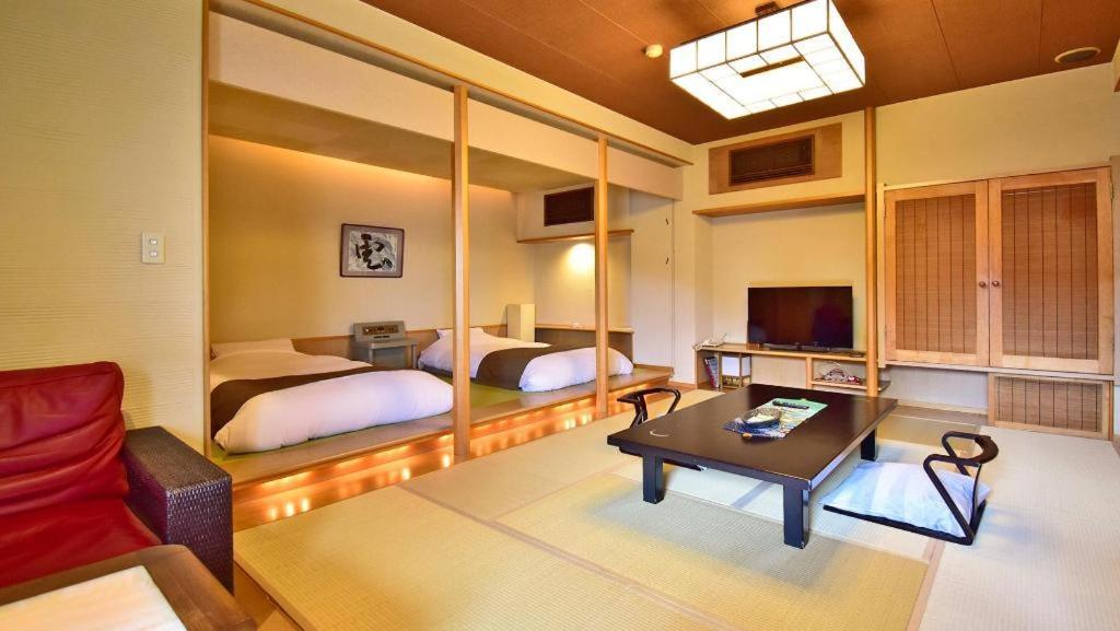 Tsukino Sumika Atami Juraku Hotel エクステリア 写真