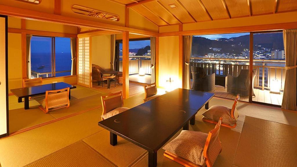 Tsukino Sumika Atami Juraku Hotel エクステリア 写真